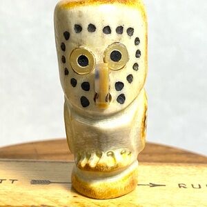 Zuni Pueblo Native American Owl Fetish Carved Antler 1.5 In. Lesarlley c 1990